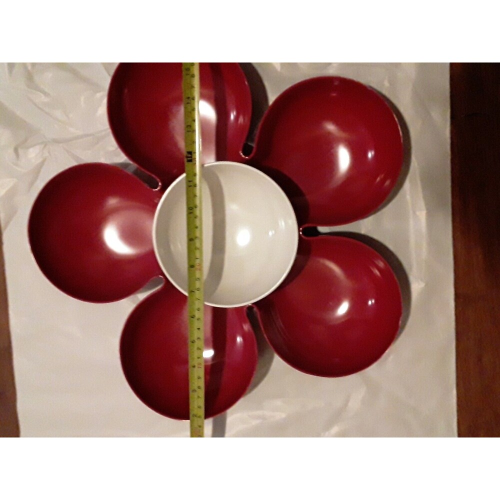 Tarhong Party Serving Set, Melamine Red Daisy  Preowned, Extra Large - Picture 6 of 6